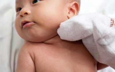 Cara rawat ruam leher pada bayi